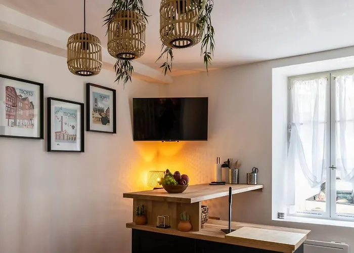 L'odyssee - Parking Prive - Centre